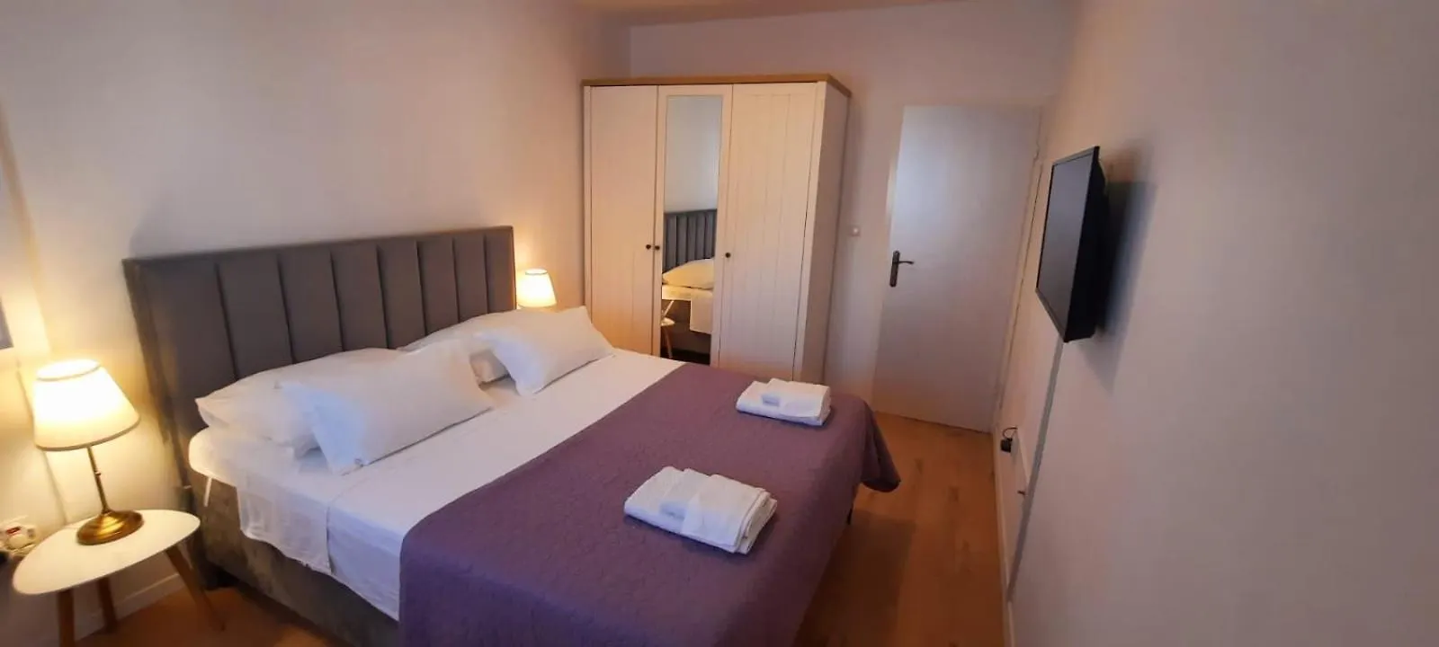 You&Me Room 스플리트