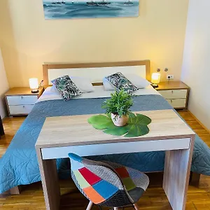 Pensjonat Apartmans And Madunic I