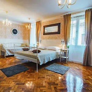 3* Gostinjska kuća Mama's And Papa's Luxury